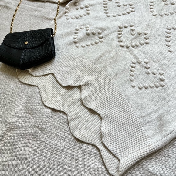 NWOT Off White Scalloped High Neck Hearts Sweater - Picture 5 of 8